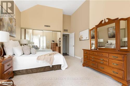 3 - 311 Grandview Hilltop Drive, Huntsville (Chaffey), ON - Indoor Photo Showing Bedroom