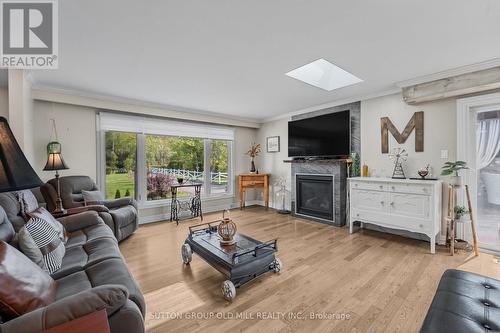 25178 Valleyview Drive, Georgina, ON - Indoor Photo Showing Living Room With Fireplace