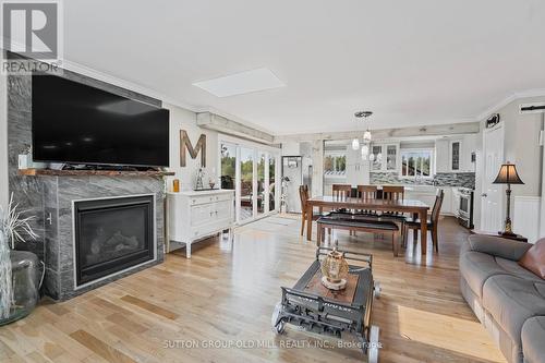 25178 Valleyview Drive, Georgina, ON - Indoor Photo Showing Living Room With Fireplace