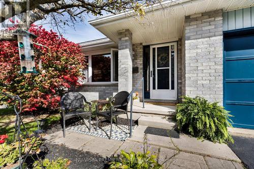 654 Classic Drive, London, ON - Outdoor