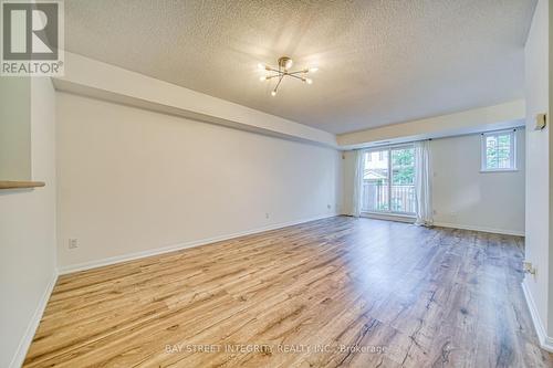 600 Grandview Way, Toronto, ON - Indoor Photo Showing Other Room