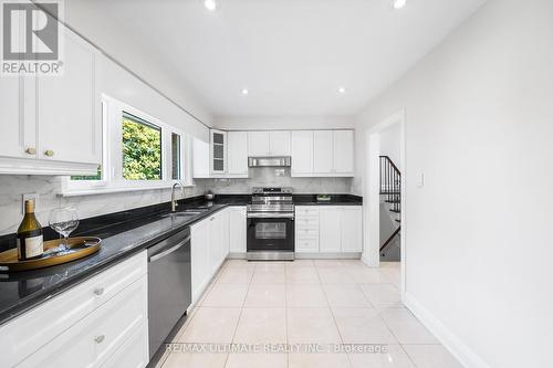 66 Lloydminster Crescent, Toronto, ON - Indoor Photo Showing Kitchen