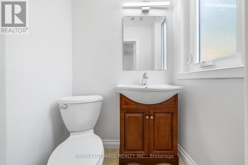 66 Lloydminster Crescent, Toronto, ON - Indoor Photo Showing Bathroom