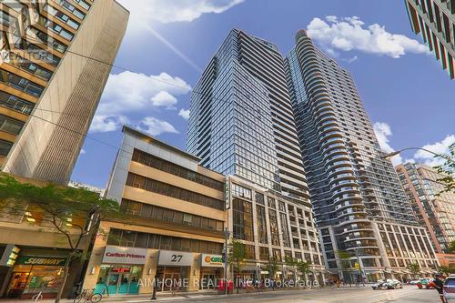 2506 - 25 Carlton Street, Toronto, ON - Outdoor With Facade