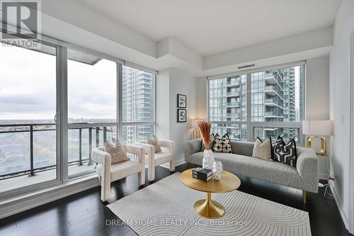 1204 - 510 Curran Place, Mississauga, ON - Indoor Photo Showing Living Room