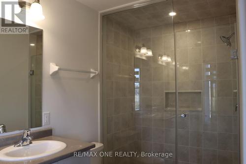 124 Pike Street, Peterborough, ON - Indoor Photo Showing Bathroom