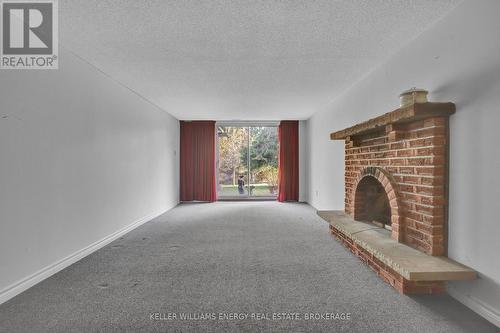 28 Morgandale Crescent, Clarington (Bowmanville), ON - Indoor With Fireplace