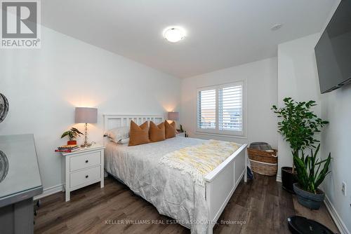 540 Bellflower Court, Milton, ON - Indoor Photo Showing Bedroom