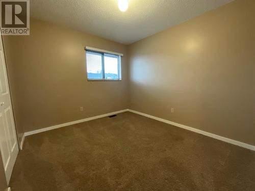 208 Willow Drive, Tumbler Ridge, BC - Indoor Photo Showing Other Room