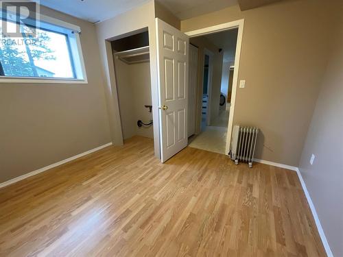 208 Willow Drive, Tumbler Ridge, BC - Indoor Photo Showing Other Room