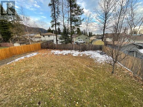 208 Willow Drive, Tumbler Ridge, BC - Outdoor