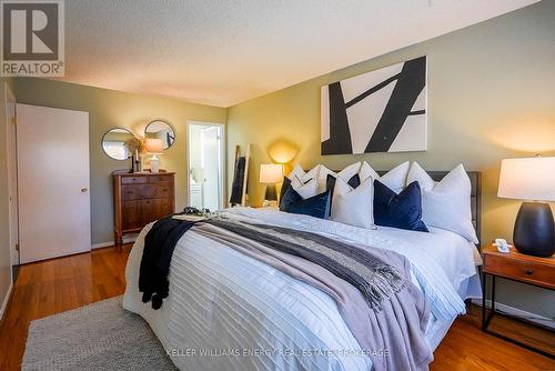 10 Concession Street E, Clarington (Bowmanville), ON - Indoor Photo Showing Bedroom