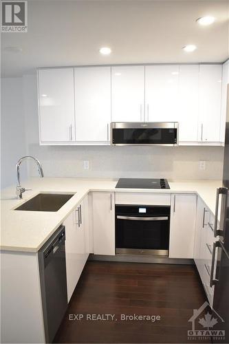 1304 - 180 George Street, Ottawa, ON - Indoor Photo Showing Kitchen