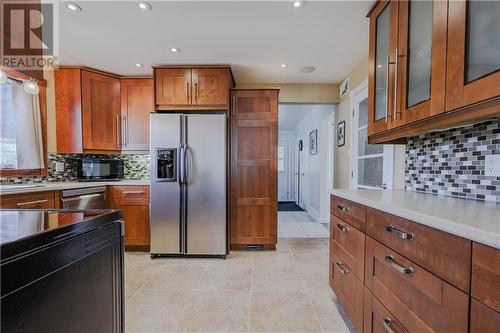 Kitchen - 908 Lasalle Street, Cornwall, ON - Indoor Photo Showing Kitchen