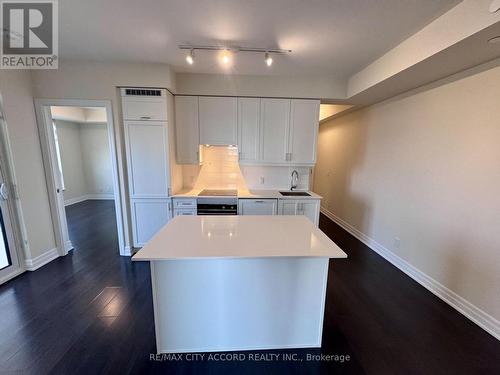 1709 - 9085 Jane Street, Vaughan, ON - Indoor Photo Showing Kitchen With Upgraded Kitchen