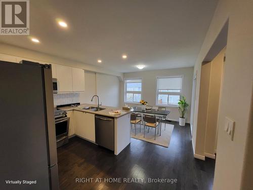 284 Louden Terrace S, Smith-Ennismore-Lakefield, ON - Indoor Photo Showing Kitchen With Double Sink