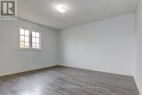 99 Burndean Court, Richmond Hill, ON - Indoor Photo Showing Other Room