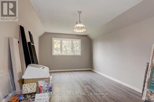 99 Burndean Court, Richmond Hill, ON - Indoor Photo Showing Other Room