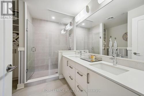 116 - 1575 Lakeshore Road W, Mississauga, ON - Indoor Photo Showing Bathroom