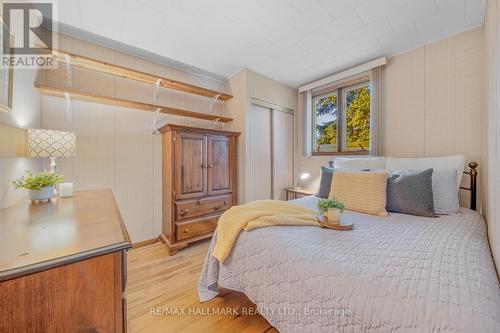 534 Hurdville Road, Mckellar, ON - Indoor Photo Showing Bedroom