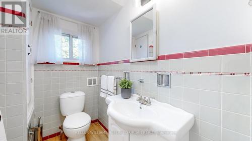 88 Botfield Avenue, Toronto, ON - Indoor Photo Showing Bathroom