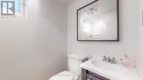 88 Botfield Avenue, Toronto, ON - Indoor Photo Showing Bathroom