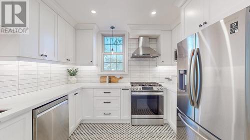 88 Botfield Avenue, Toronto, ON - Indoor Photo Showing Kitchen With Stainless Steel Kitchen With Upgraded Kitchen