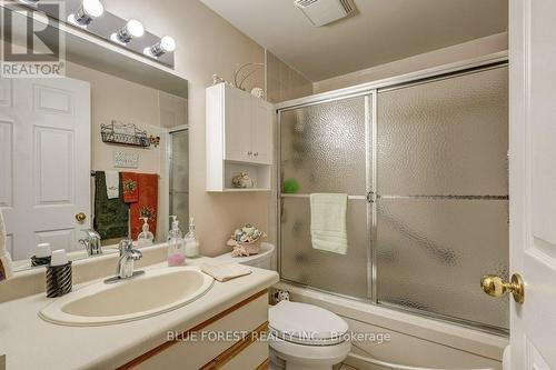 707 - 744 Wonderland Road S, London, ON - Indoor Photo Showing Bathroom