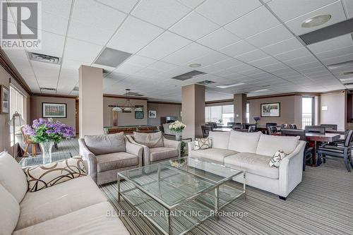 707 - 744 Wonderland Road S, London, ON - Indoor Photo Showing Living Room