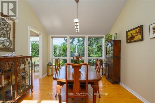 26 Sunset Lane, Greater Napanee, ON - Indoor Photo Showing Dining Room