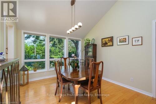 26 Sunset Lane, Greater Napanee, ON - Indoor Photo Showing Dining Room