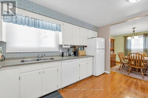 6 Shoniker Avenue, Quinte West, ON - Indoor Photo Showing Kitchen With Double Sink