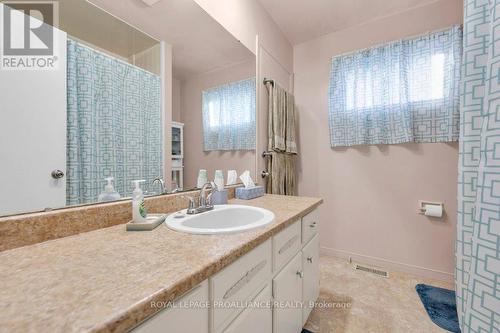 6 Shoniker Avenue, Quinte West, ON - Indoor Photo Showing Bathroom