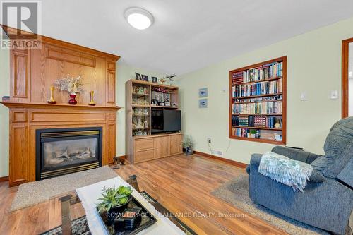 6 Shoniker Avenue, Quinte West, ON - Indoor Photo Showing Living Room With Fireplace