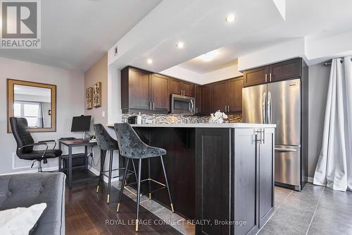 301 - 1725 Pure Springs Boulevard N, Pickering, ON - Indoor Photo Showing Kitchen With Stainless Steel Kitchen With Upgraded Kitchen