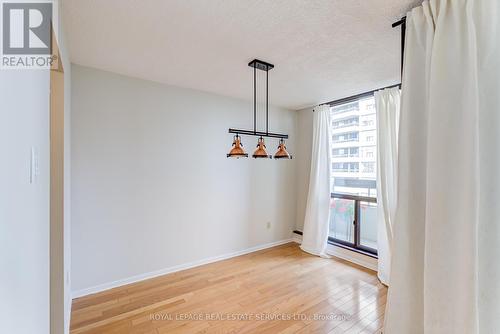 803 - 80 Quebec Avenue, Toronto, ON - Indoor Photo Showing Other Room