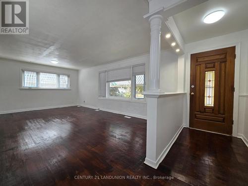 5 Shilton Road, Toronto, ON - Indoor Photo Showing Other Room