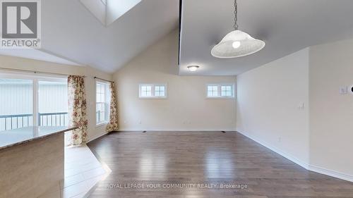 606 Haylook Gardens, Peterborough, ON - Indoor Photo Showing Other Room