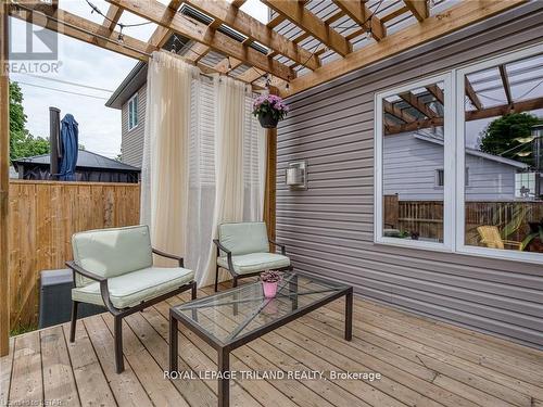 90 Chapel Street, Woodstock, ON - Outdoor With Deck Patio Veranda With Exterior