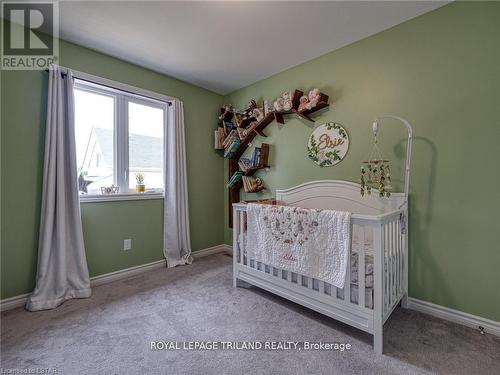 90 Chapel Street, Woodstock, ON - Indoor Photo Showing Bedroom