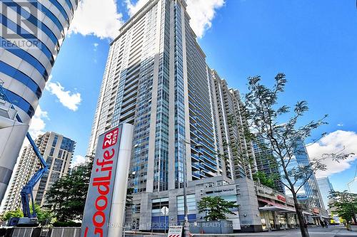 2002 - 4978 Yonge Street, Toronto, ON - Outdoor With Facade