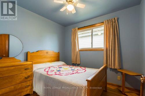 65 Cascade Boulevard, Belleville, ON - Indoor Photo Showing Bedroom