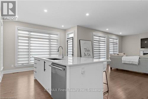 1601 Willow Court, Kingston (City Northwest), ON - Indoor Photo Showing Kitchen