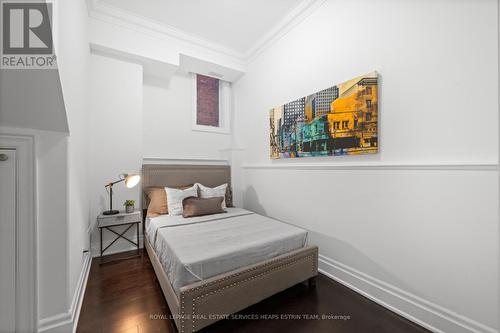 741 Millwood Road, Toronto, ON - Indoor Photo Showing Bedroom