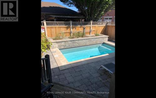 39 Colonel Cohoe Street, Niagara-On-The-Lake, ON - Outdoor With In Ground Pool