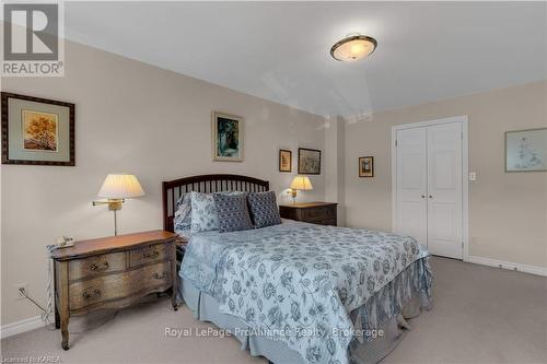 30 Yonge Street, Kingston (Central City West), ON - Indoor Photo Showing Bedroom