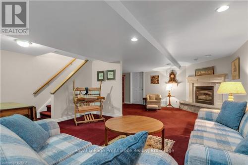 30 Yonge Street, Kingston (Central City West), ON - Indoor Photo Showing Living Room With Fireplace