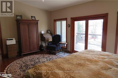 1130 Parsons Road, Dysart Et Al, ON - Indoor Photo Showing Bedroom