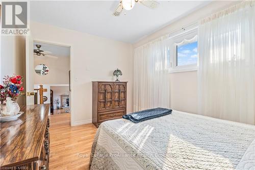 240 Somerset Drive, Loyalist (Bath), ON - Indoor Photo Showing Bedroom