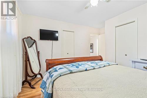 240 Somerset Drive, Loyalist (Bath), ON - Indoor Photo Showing Bedroom